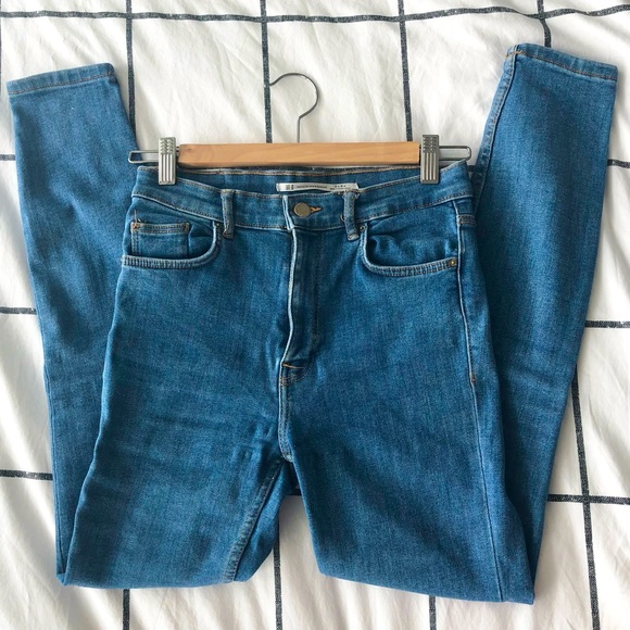 5/$20 High-rise skinny jeans, size 4 - Picture 1 of 8